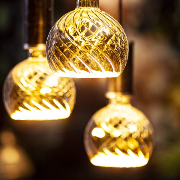 Segula floating line twisted smokey grey rond 200 ruimte OANN