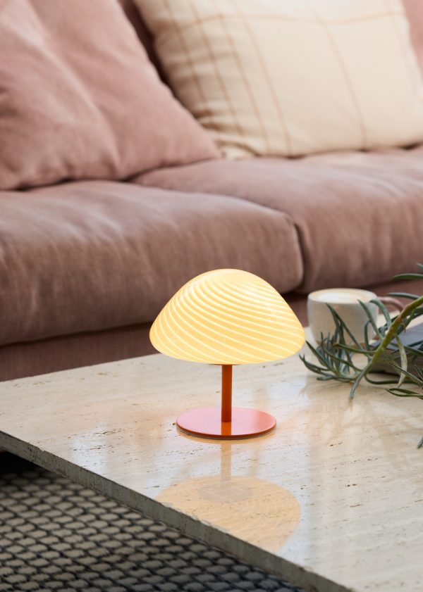 Tafellamp MINI MUSH Orange sfeerimpressie - OANN