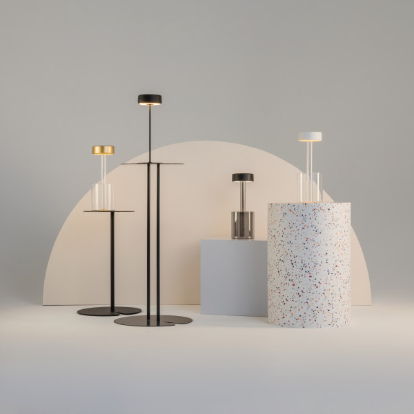 Oplaadbare lamp AI Collaboration Transparant opstelling - OANN