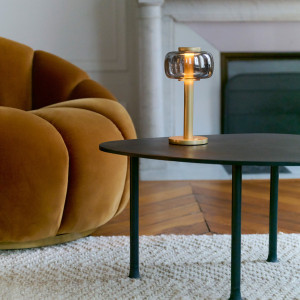 ODEON – goud mat, oplaadbare tafellamp van Elle Decoration
