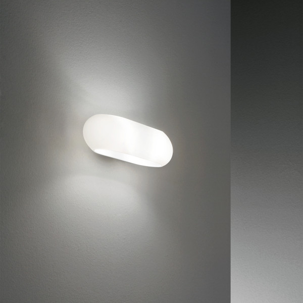 Wandlamp MORIS wit van Ideal Lux sfeerbeeld - OANN