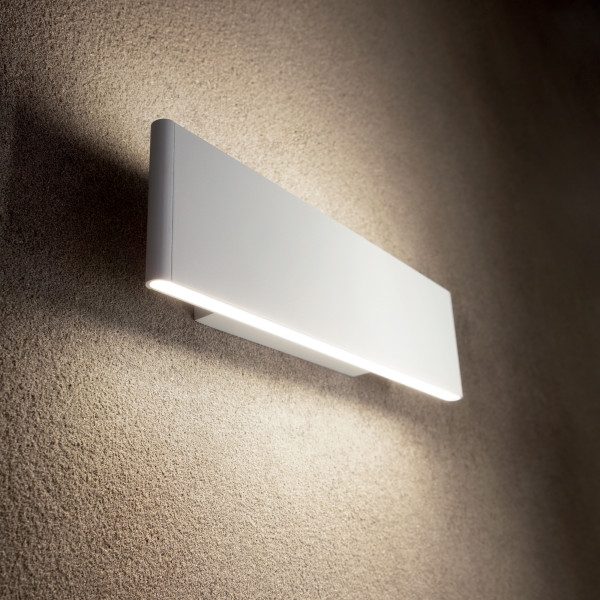Wandlamp DESK wit van Ideal Lux sfeerbeeld - OANN