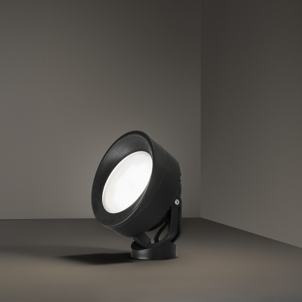 Opbouwspot LITIO zwart van Ideal Lux sfeerbeeld - OANN