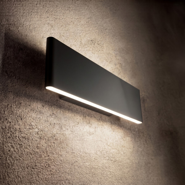 Wandlamp DESK zwart van Ideal Lux sfeerbeeld - OANN